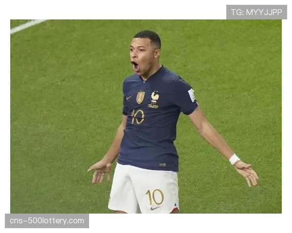 巴黎赛前最后一练，姆巴佩参与全队合练，疑似伤病无大碍